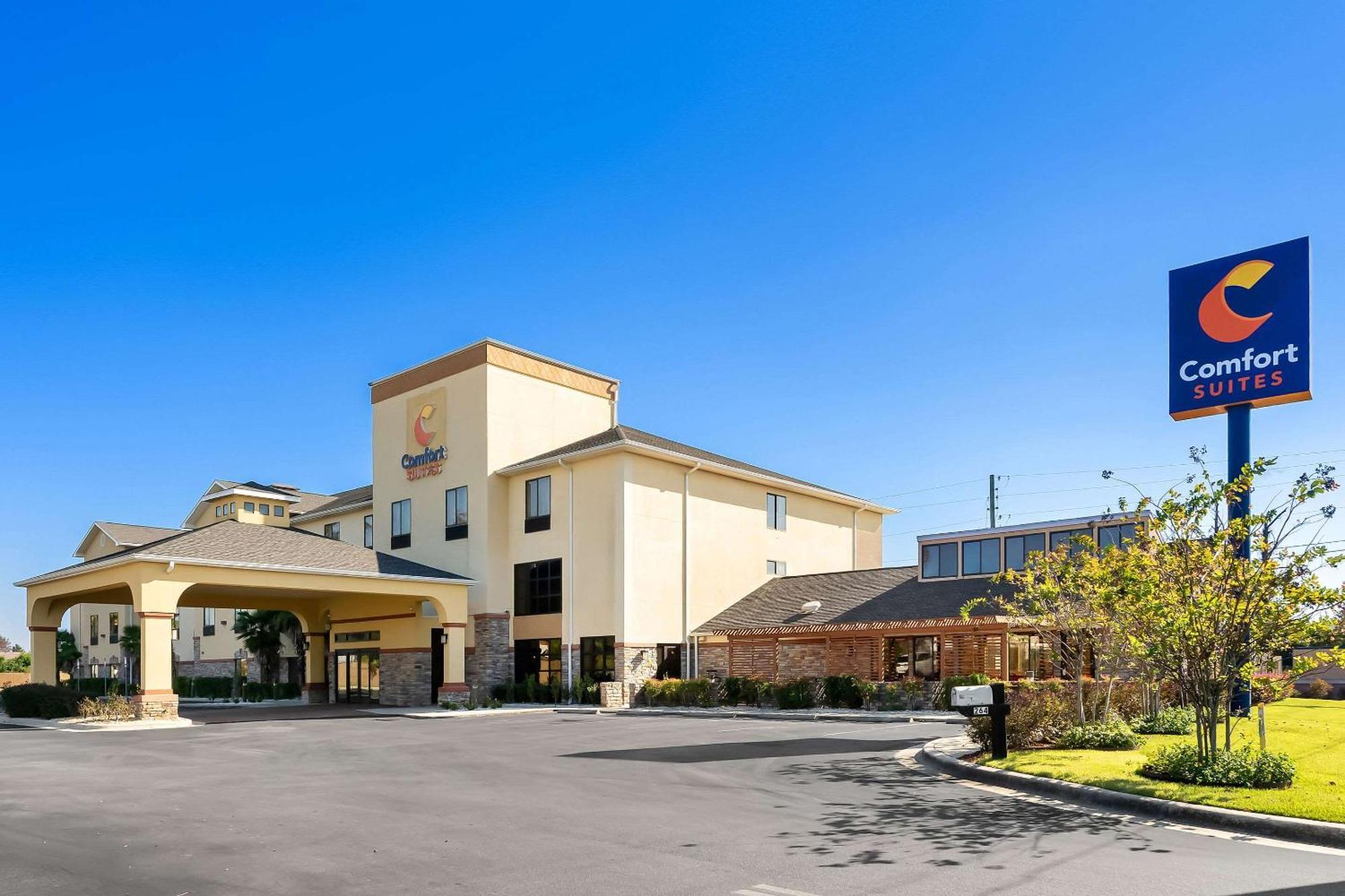 Comfort Suites Panama City Near Tyndall Afb Exterior photo